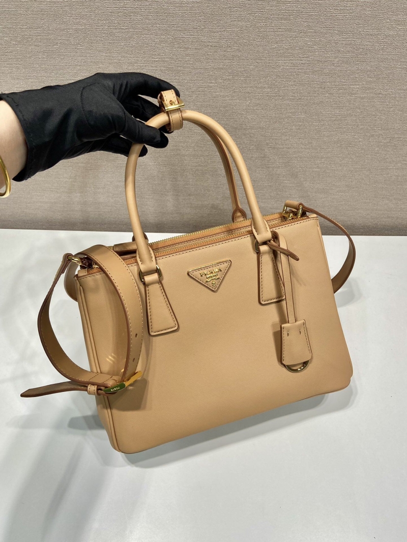 Pra*a top handle bags